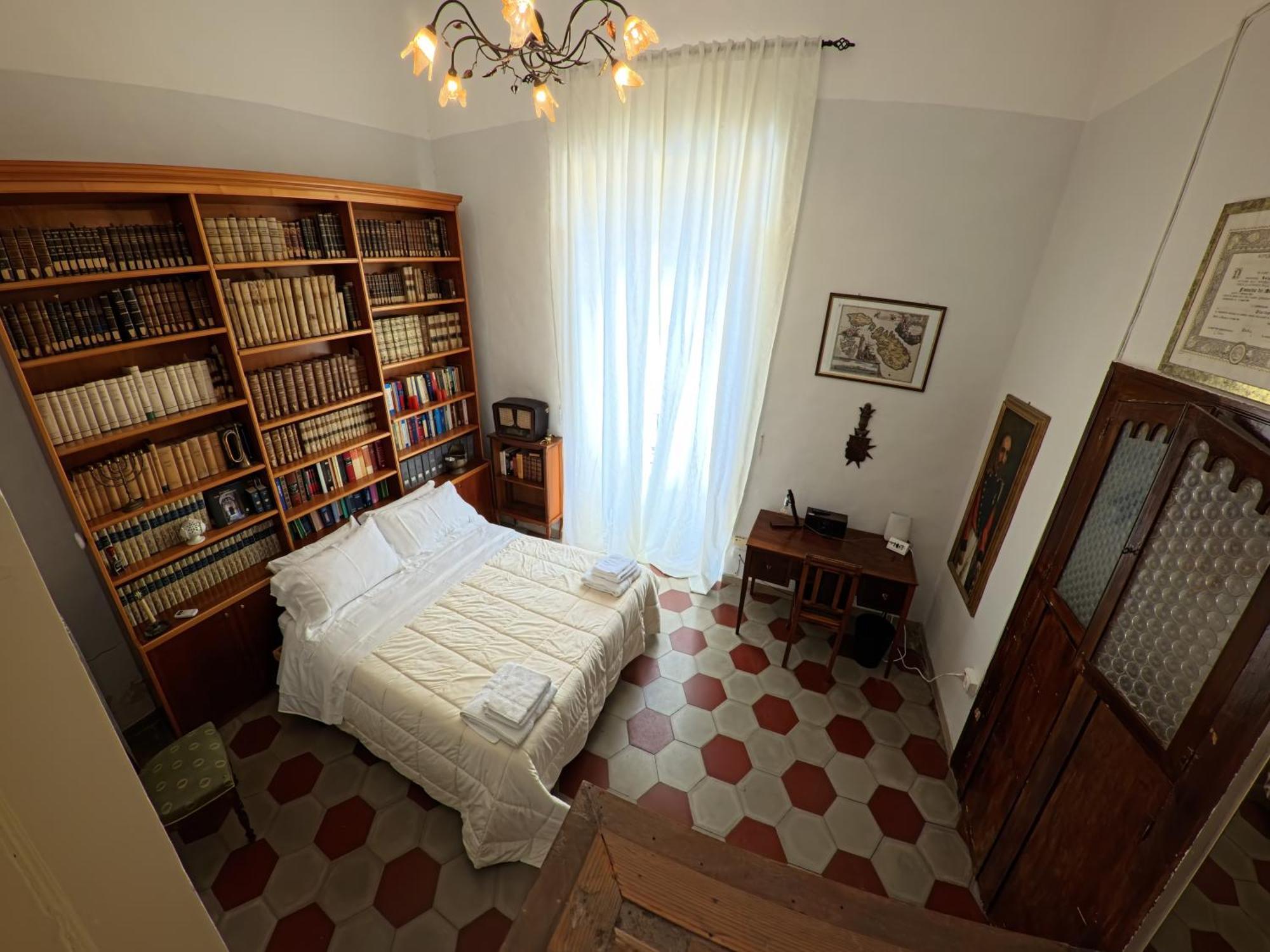 Palazzo Framarino Dei Malatesta - Noble Floor - XIV Century Джовінаццо Екстер'єр фото