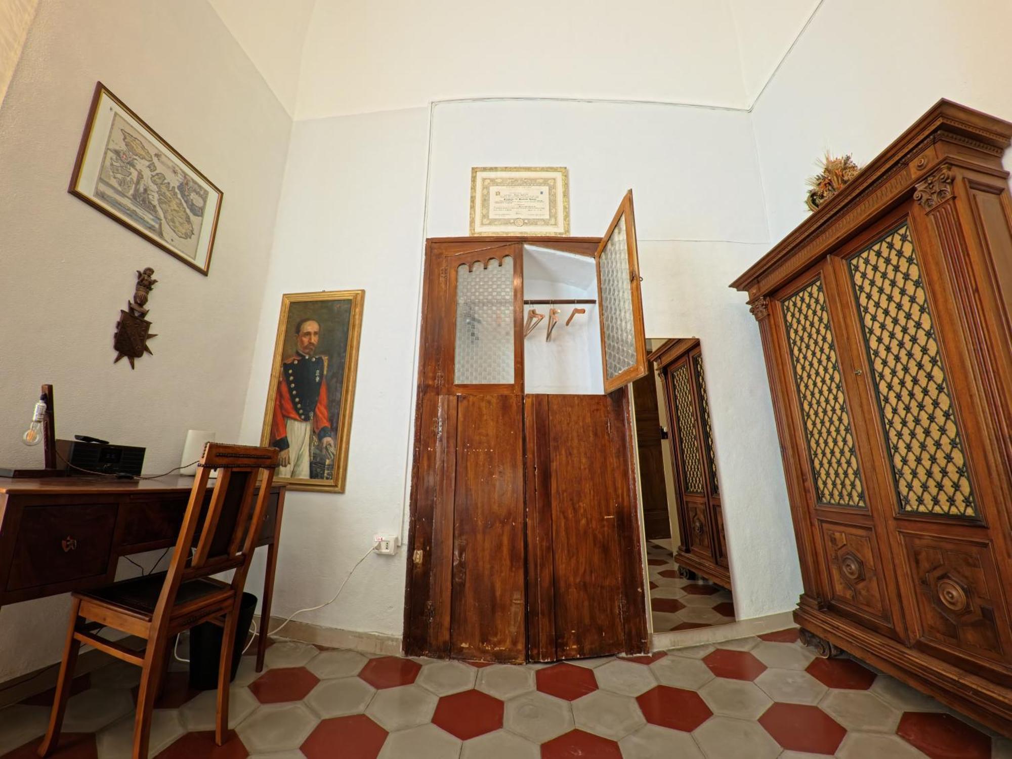 Palazzo Framarino Dei Malatesta - Noble Floor - XIV Century Джовінаццо Екстер'єр фото