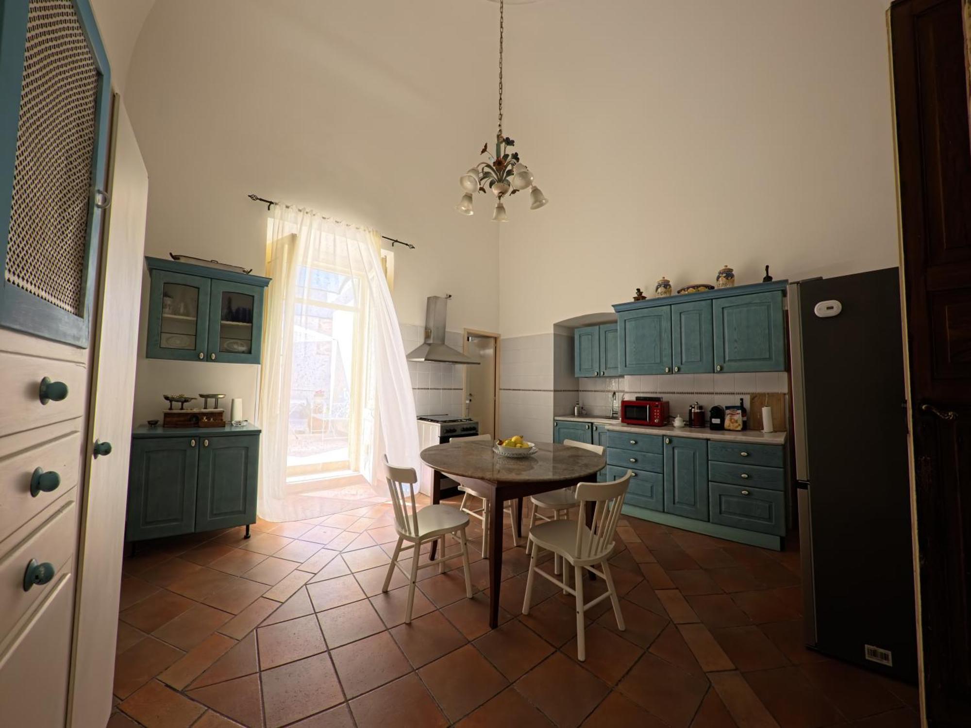 Palazzo Framarino Dei Malatesta - Noble Floor - XIV Century Джовінаццо Екстер'єр фото