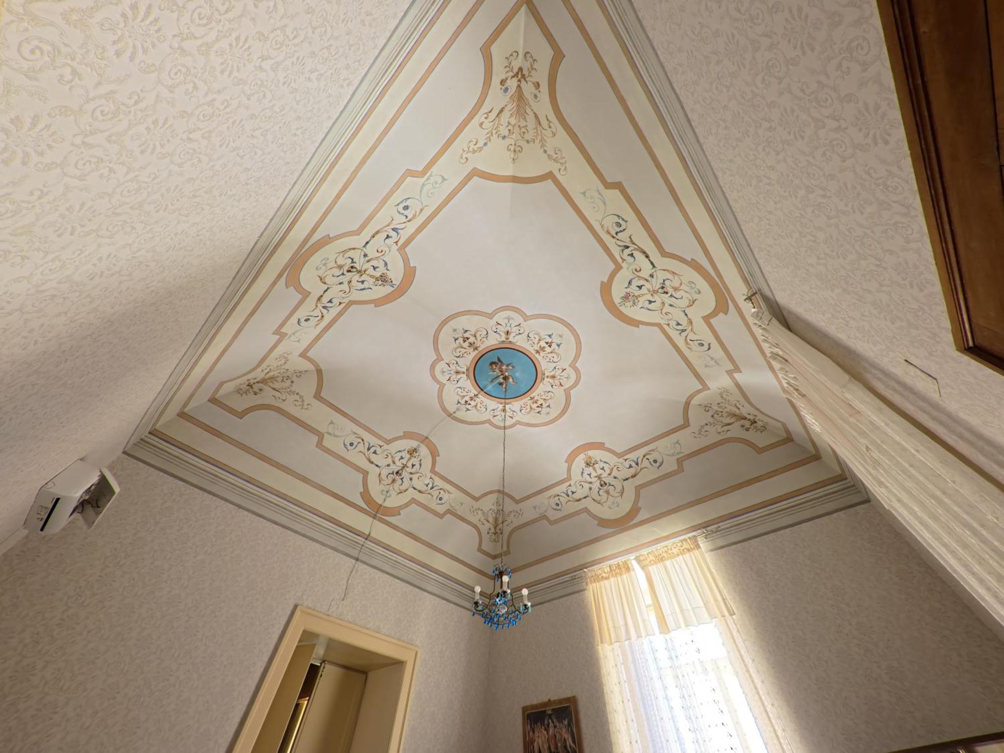 Palazzo Framarino Dei Malatesta - Noble Floor - XIV Century Джовінаццо Екстер'єр фото